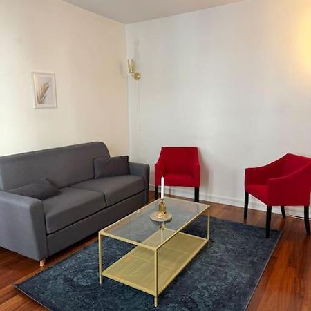 Charmant Appartement Au Moulin Rouge Paris Bagian luar foto